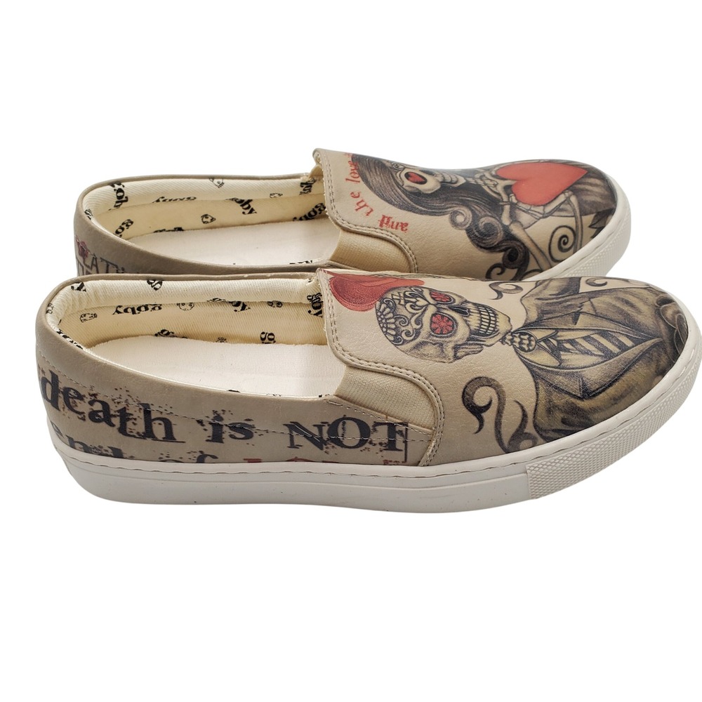 Goby Womens Sugar Skull Skeleton Slip On Sneakers Tan Day of the Dead Shoes 7.5